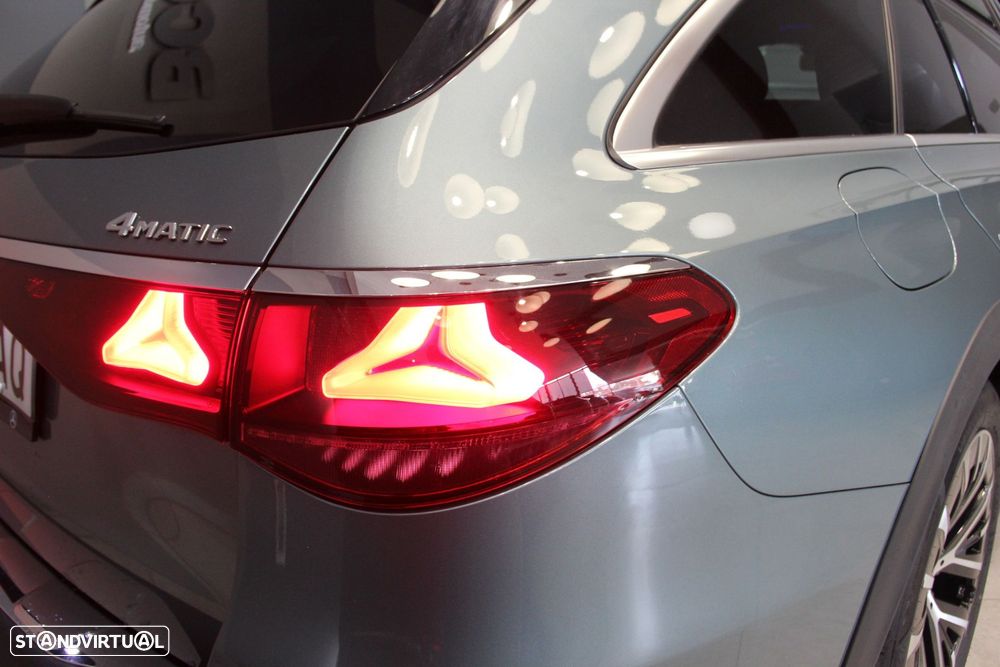 Mercedes-Benz E 300 de 4Matic All-Terrain - 6