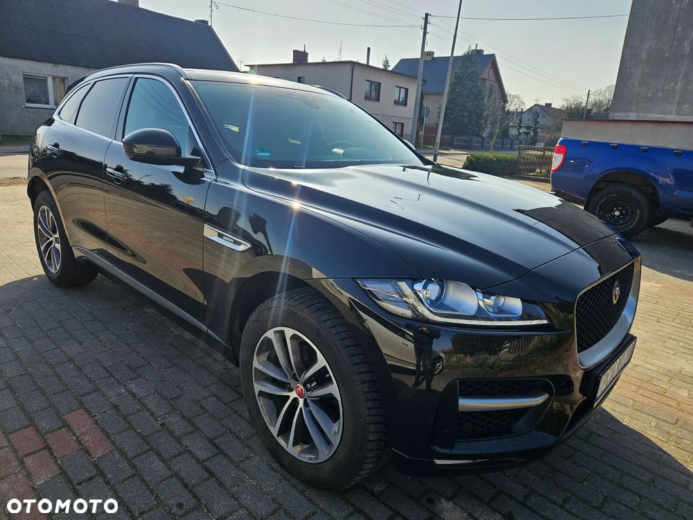 Jaguar F-Pace 2.0 i4D AWD R-Sport - 2