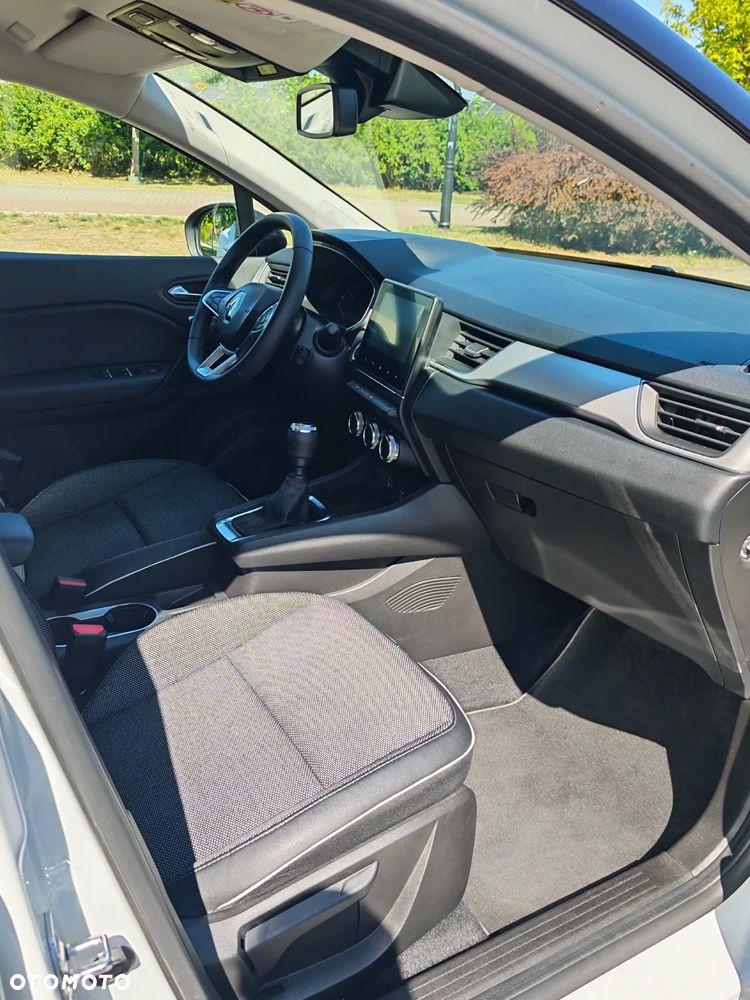 Renault Captur 1.3 TCe mHEV Techno - 11