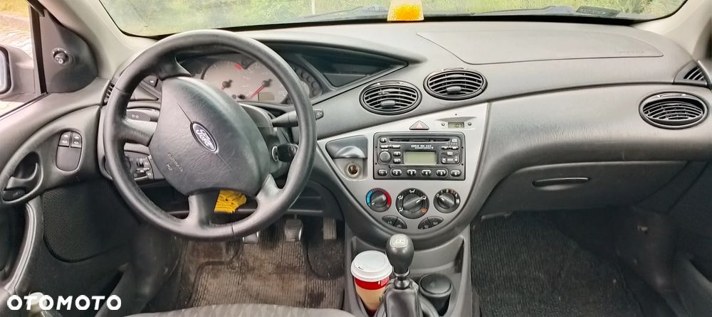 Ford Focus 1.8 TDDi Comfort - 17