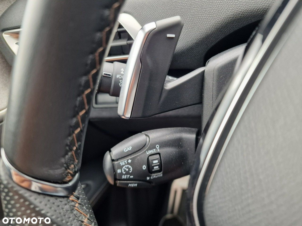 Peugeot 3008 2.0 BlueHDi GT S&S EAT8 - 38