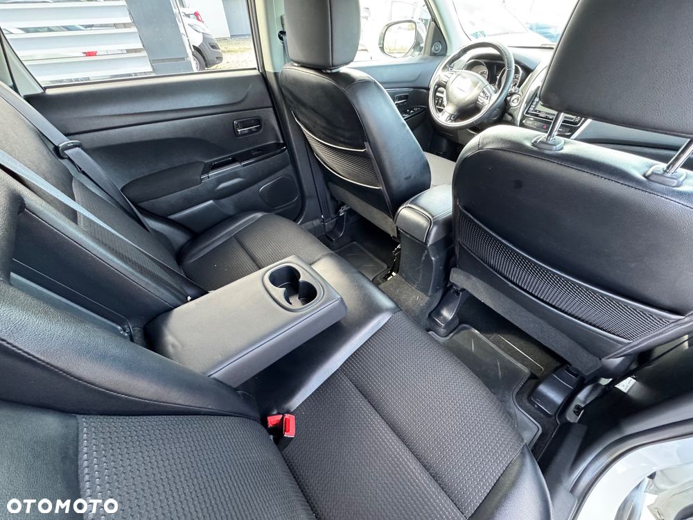 Citroën C4 Aircross e-HDi 115 Stop & Start 4WD Exclusive - 19