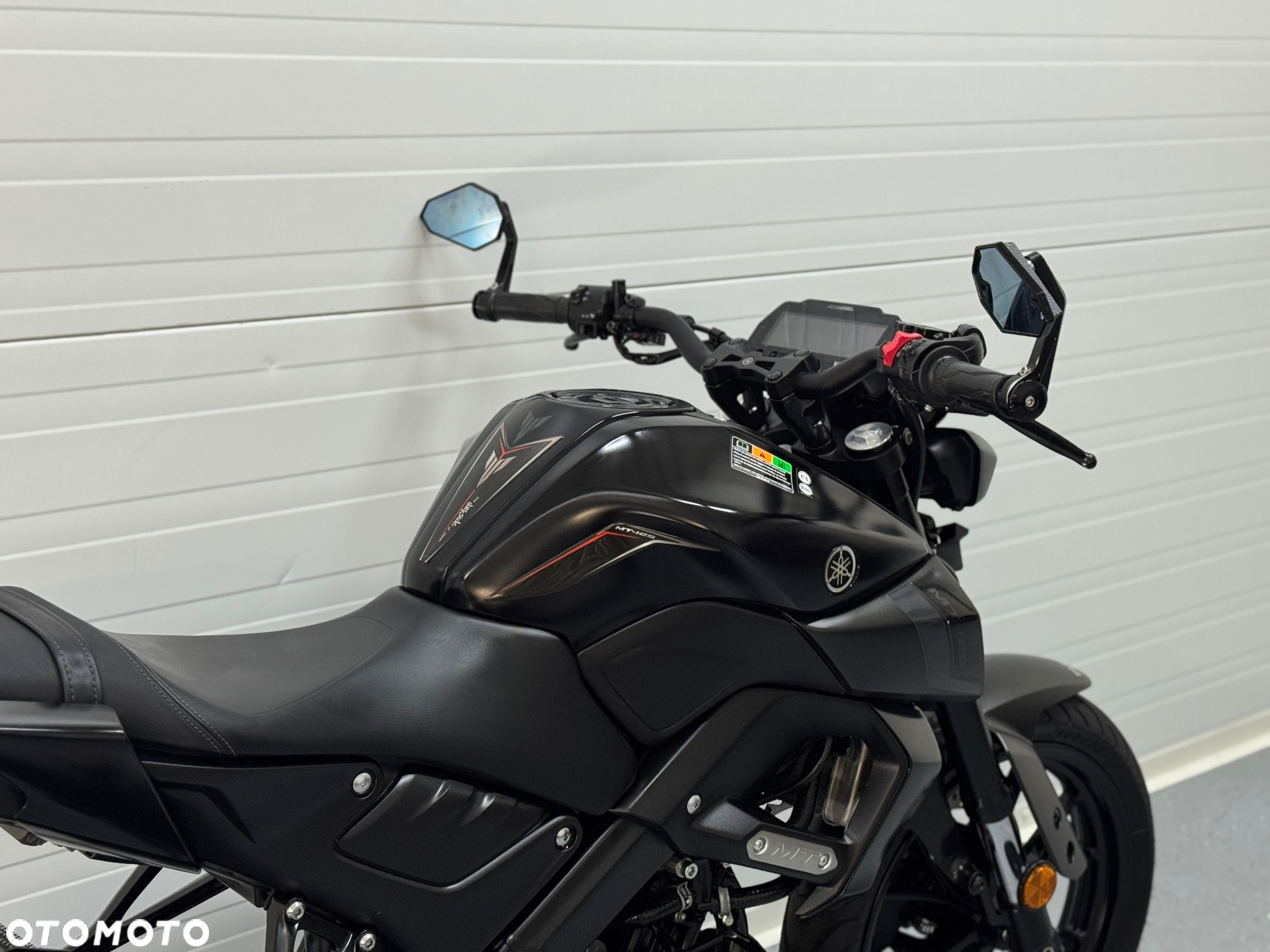 Yamaha MT - 6