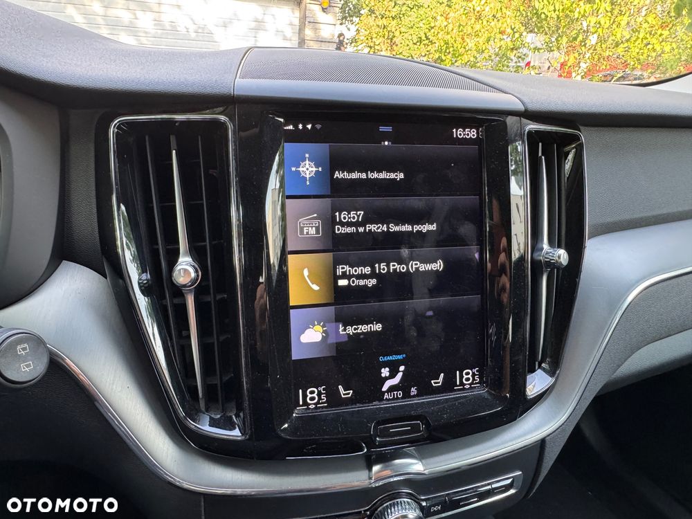 Volvo XC 60 B4 B Geartronic Momentum Pro - 35