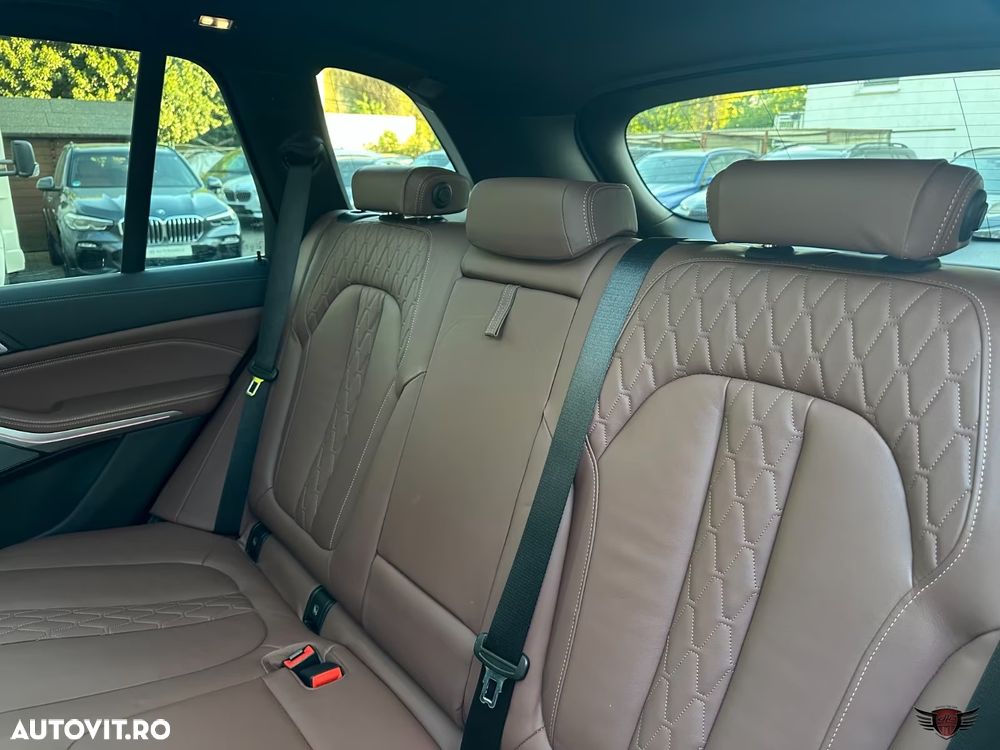 BMW X5 xDrive45e - 30