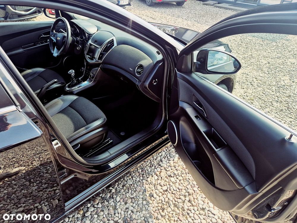Chevrolet Cruze 1.4T LTZ - 28
