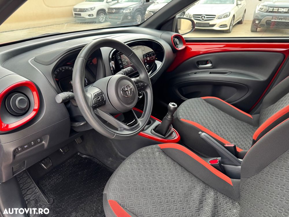 Toyota Aygo X 1.0l MT Dynamic - 8