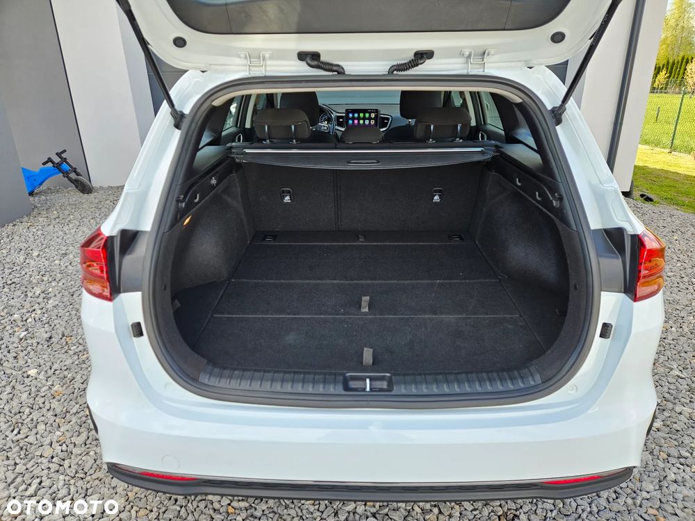 Kia Ceed 1.5 T-GDI S - 27