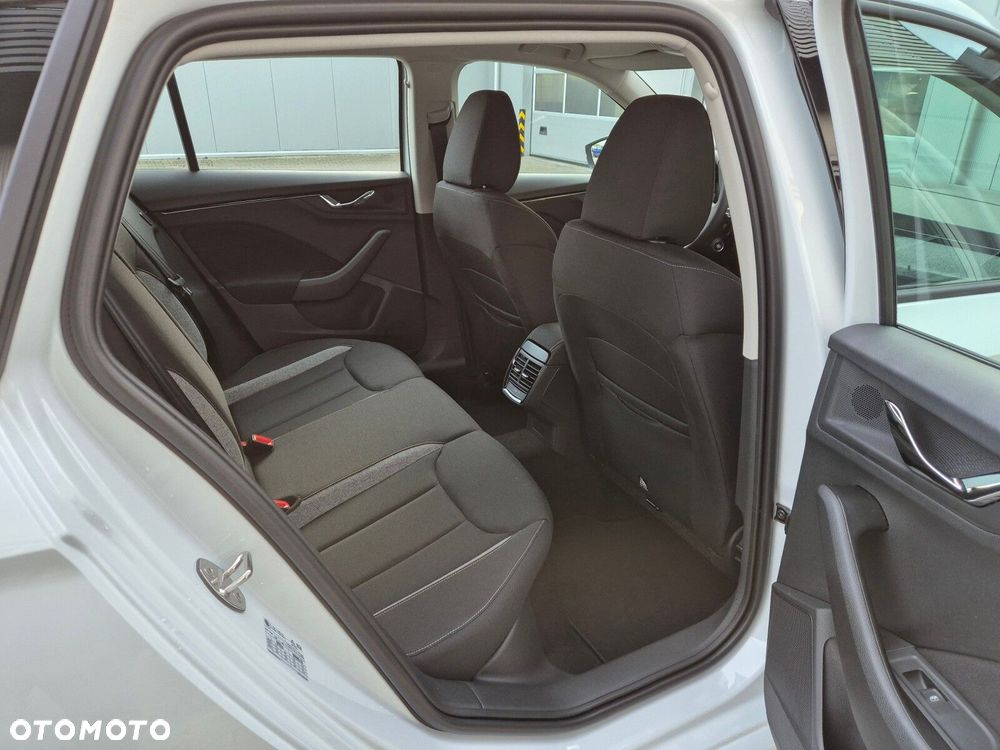 Skoda Scala 1.5 TSI Edition 130 DSG - 11