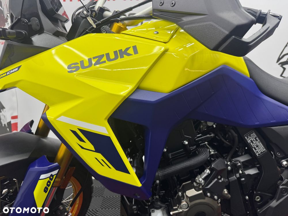 Suzuki DL - 12