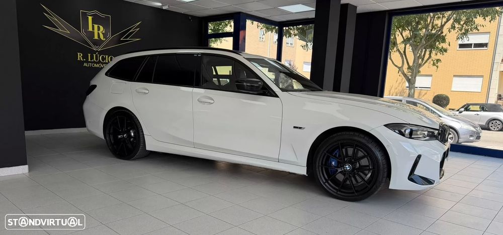 BMW 330 e Pack Desportivo M Auto - 37