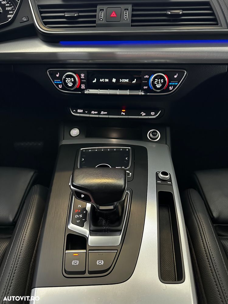 Audi Q5 40 TDI quattro S tronic sport - 29