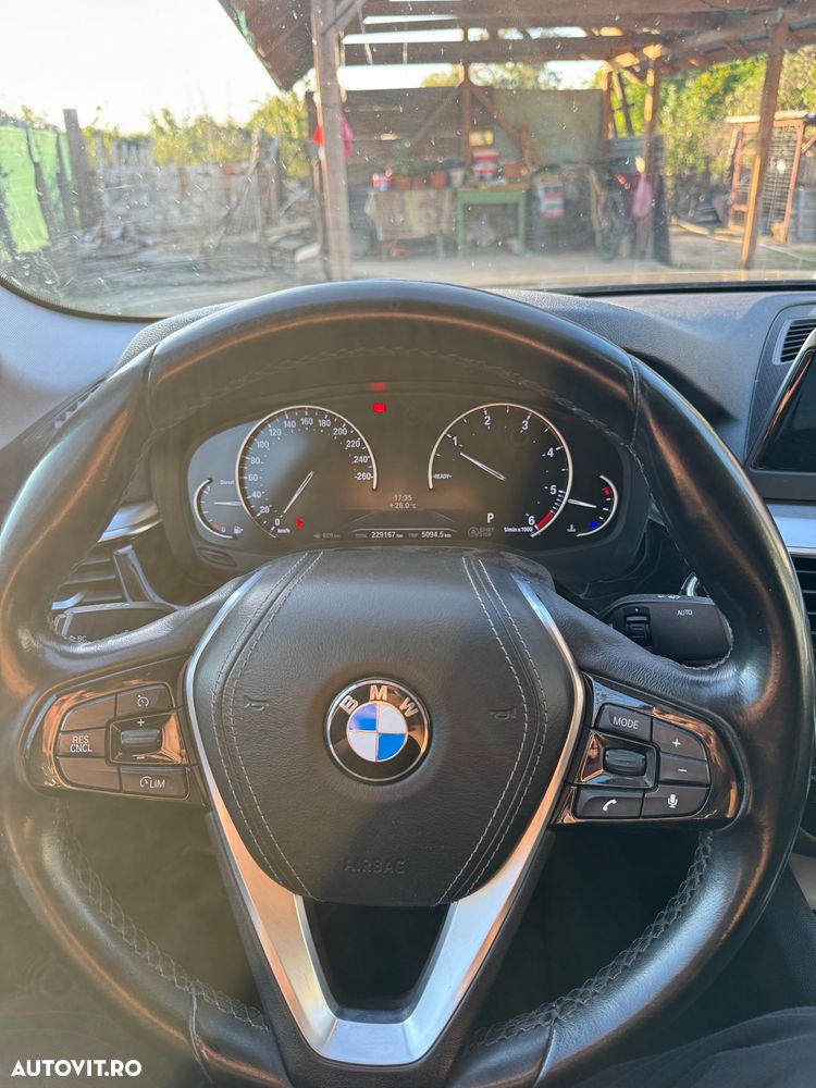 BMW Seria 5 - 13