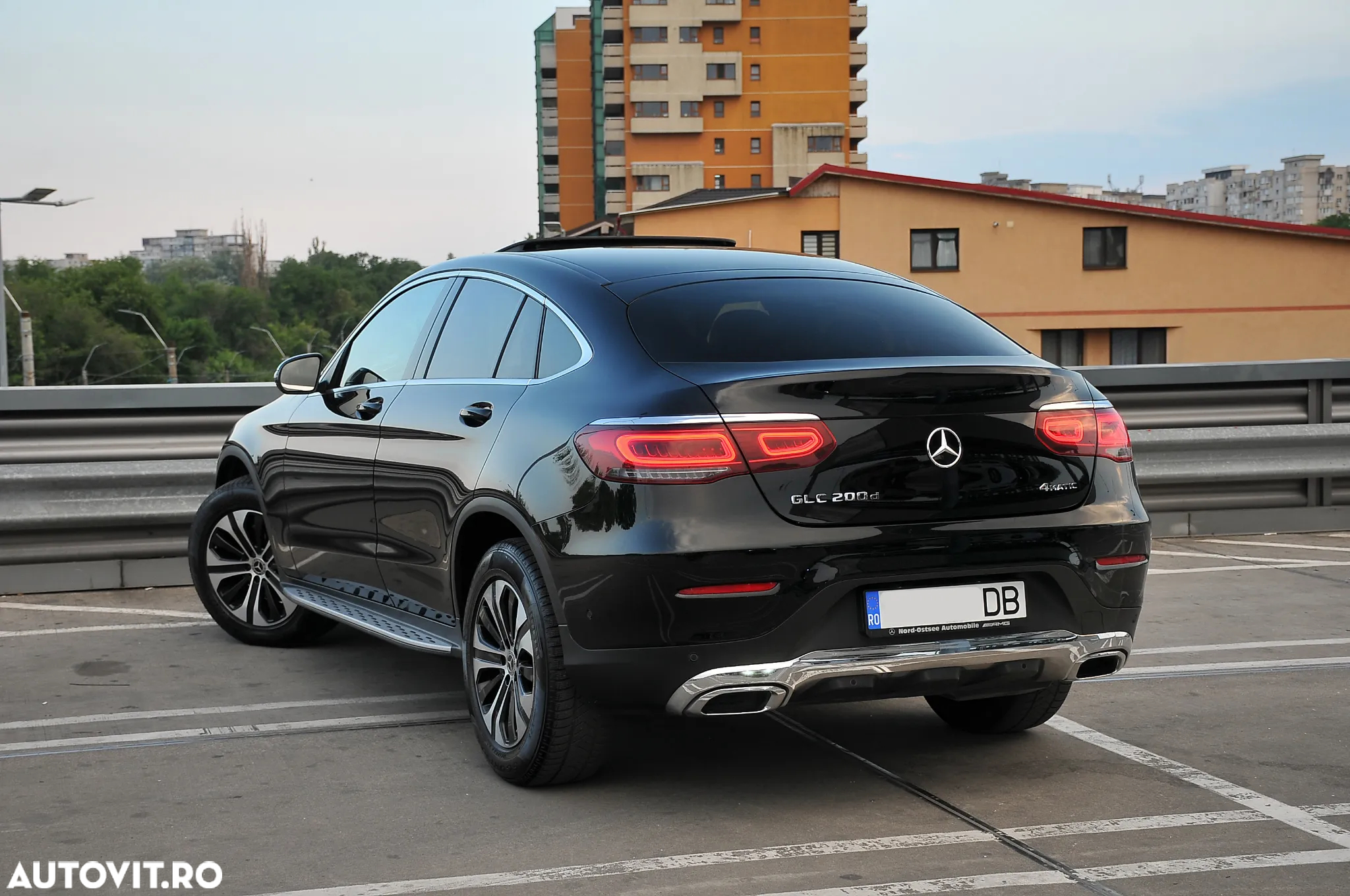 Mercedes-Benz GLC Coupe 220 d 4Matic 9G-TRONIC - 13