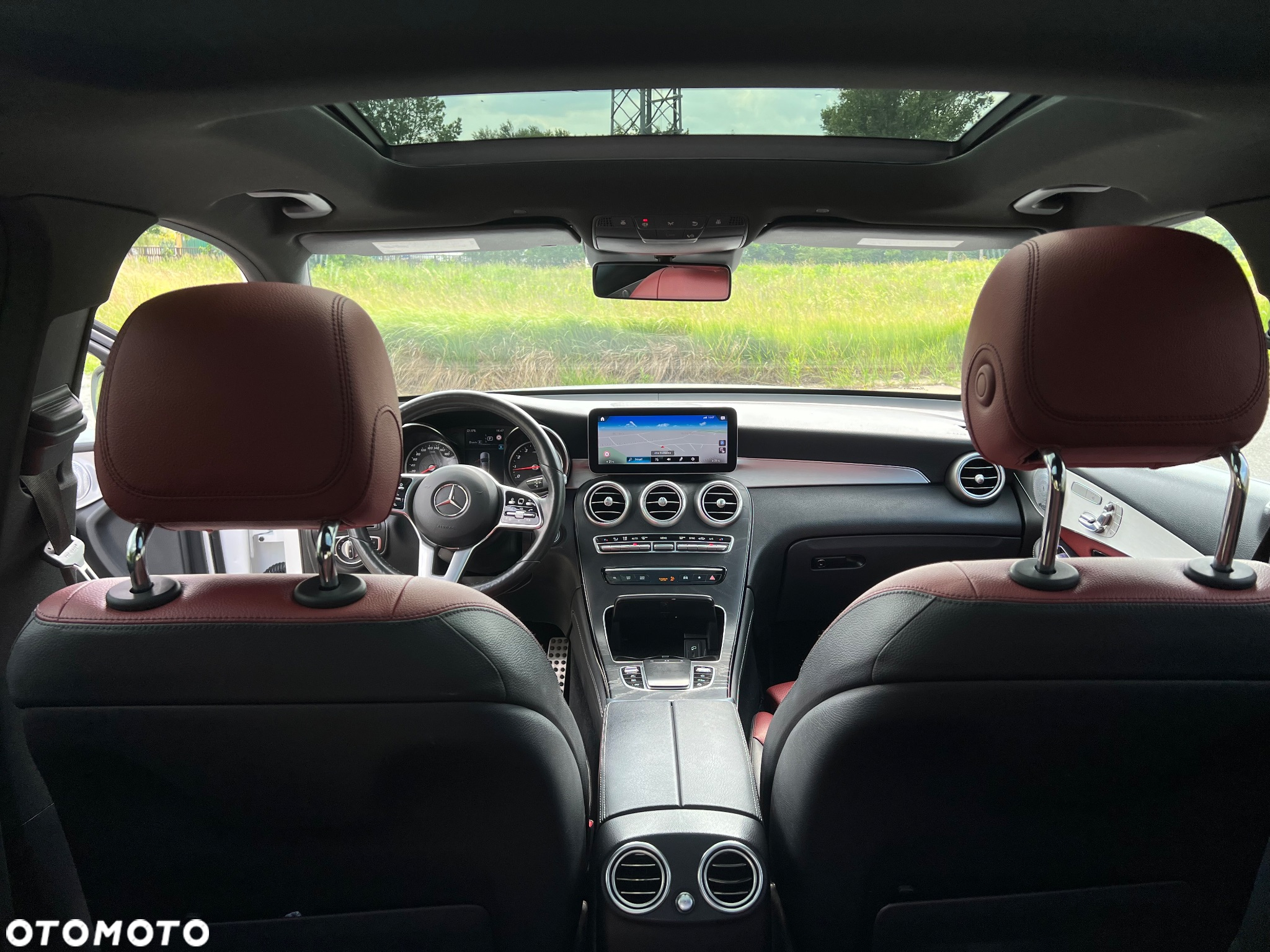 Mercedes-Benz GLC 300 4Matic 9G-TRONIC AMG Line - 15