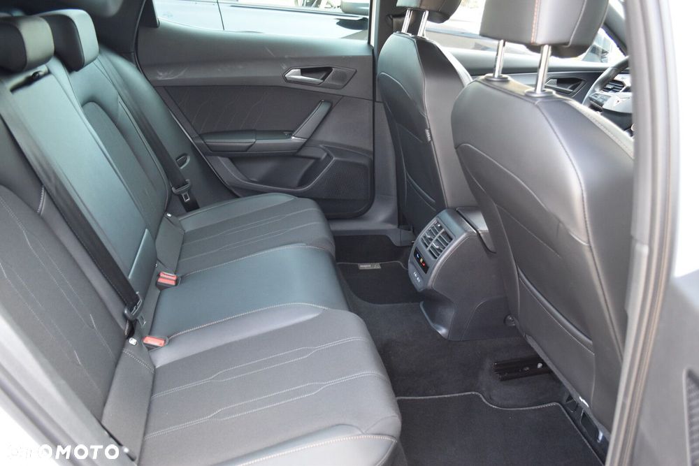Cupra Formentor 1.5 eTSI mHEV DSG - 35