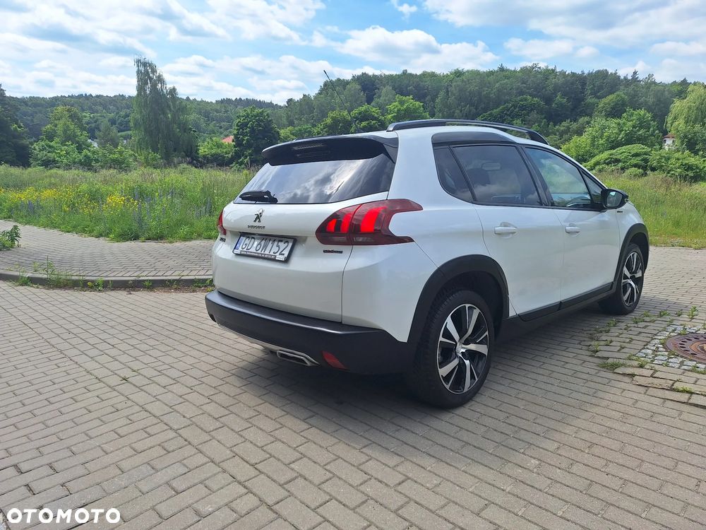 Peugeot 2008 BlueHDi FAP 120 STOP & START GT-Line Edition - 4