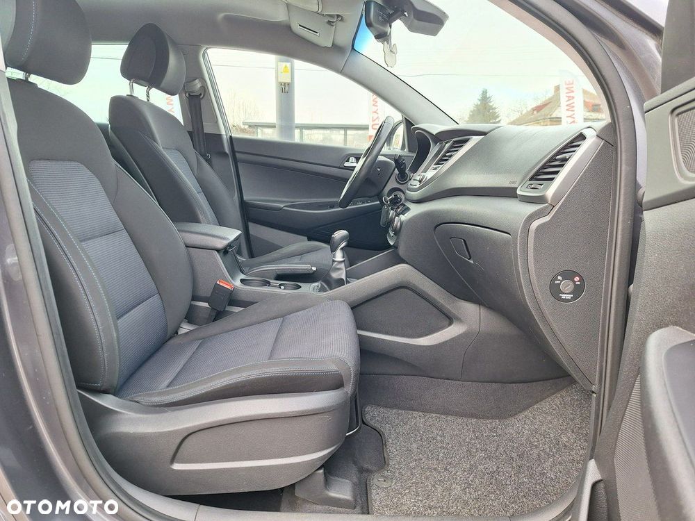 Hyundai Tucson 1.6 GDi Comfort 2WD - 32