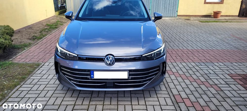 Volkswagen Passat - 5