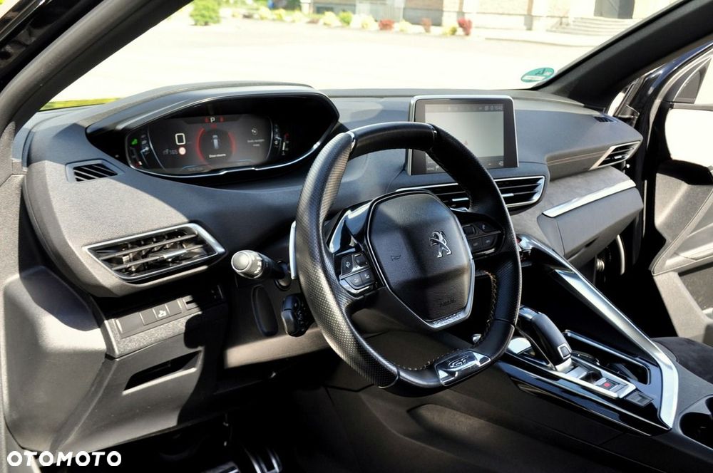 Peugeot 5008 - 24