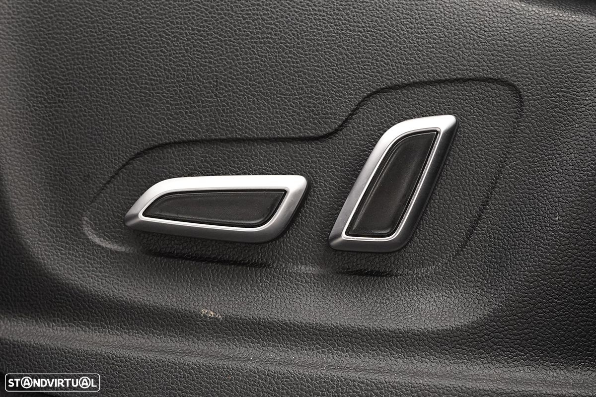 MG EHS 1.5 T-GDI Plug-in Hybrid Luxury - 22