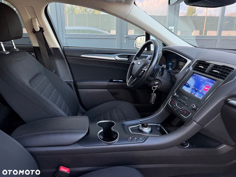 Ford Mondeo 2.0 TDCi Titanium PowerShift - 14