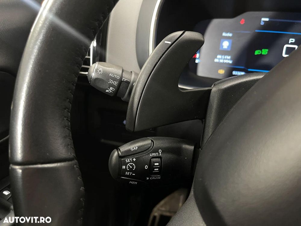 Citroën C5 Aircross 1.6 PureTech S&S EAT8 Shine - 29