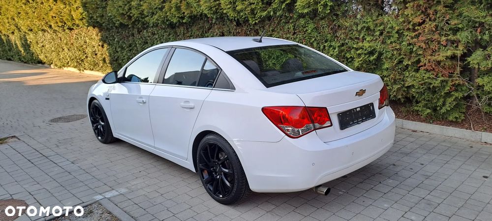 Chevrolet Cruze 1.8 LTZ - 3