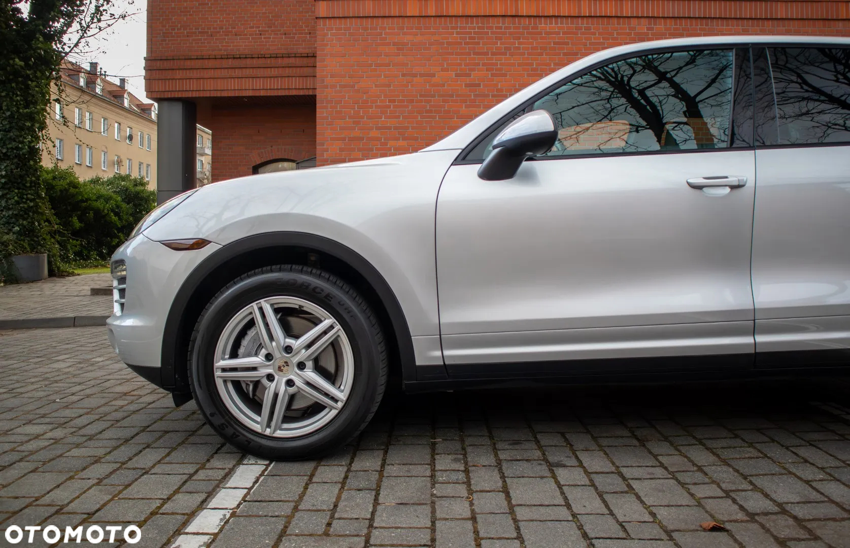 Porsche Cayenne - 8