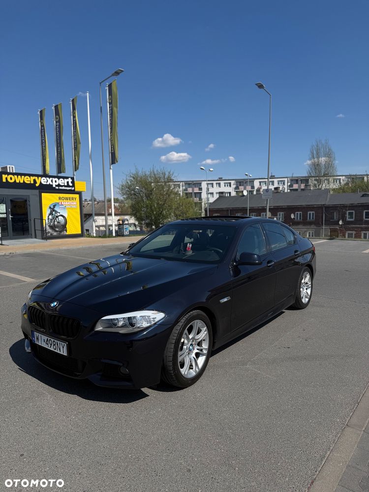 BMW Seria 5 528i - 2