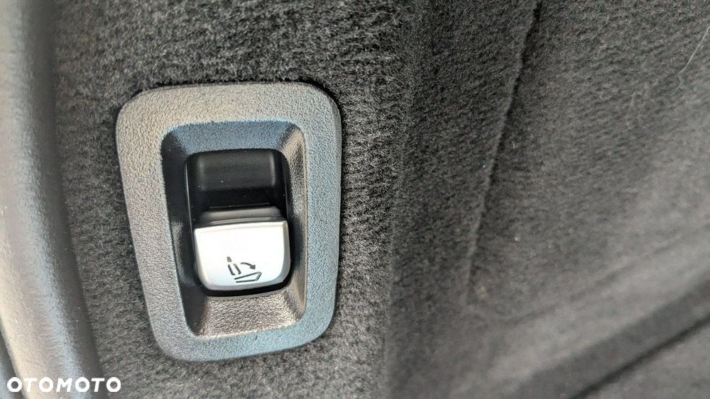 Mercedes-Benz Klasa C - 36