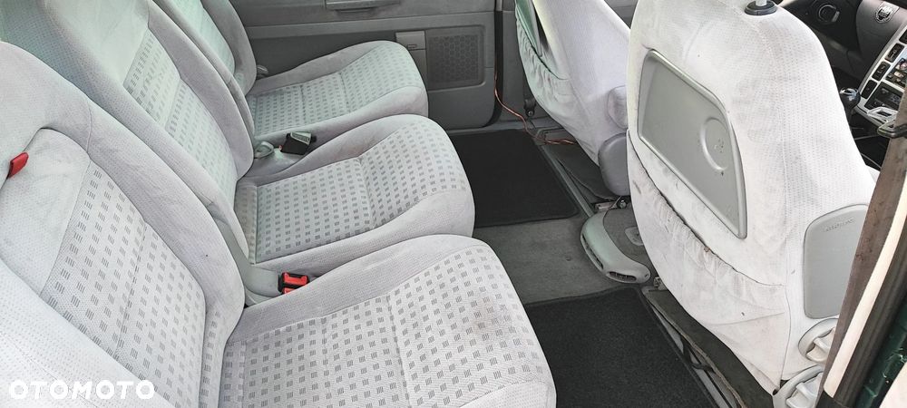 Volkswagen Sharan 2.0 Comfortline - 12