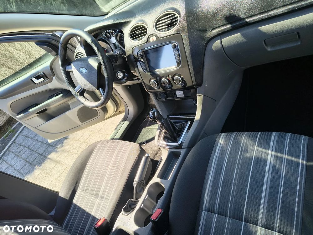 Ford Focus 1.6 FX - 6