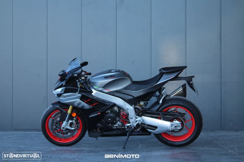 Aprilia RSV 4 - 4