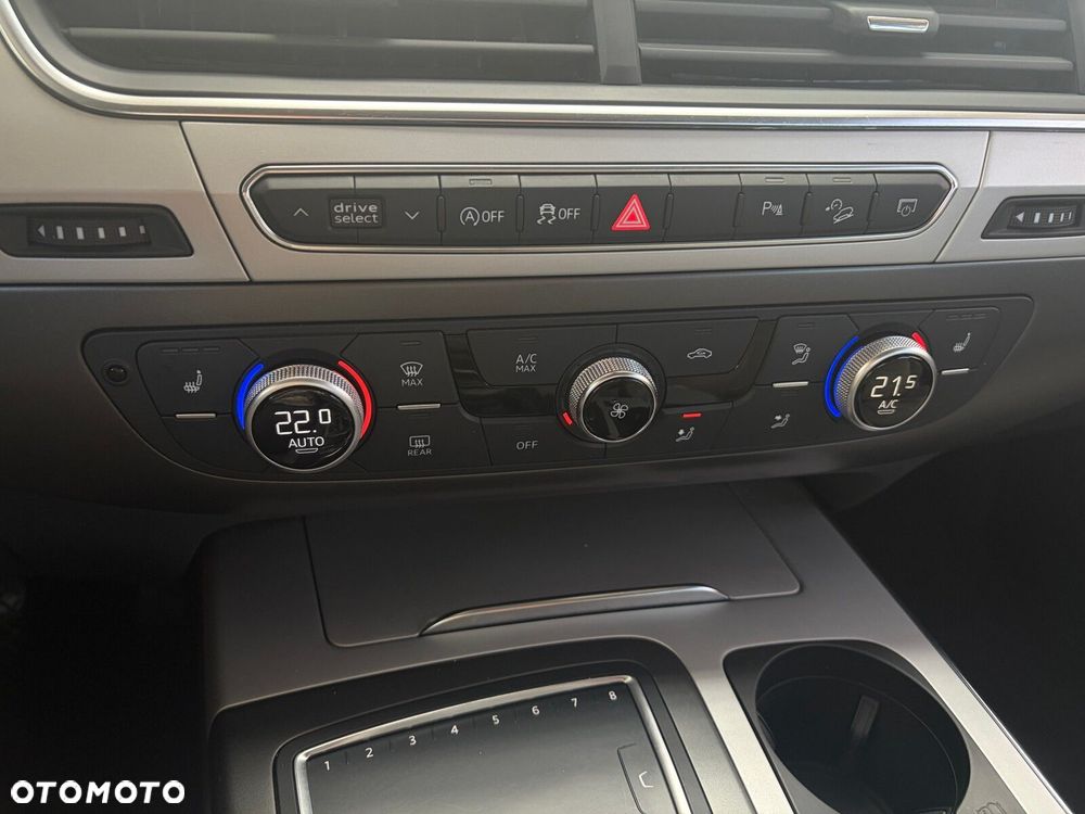 Audi Q7 - 35