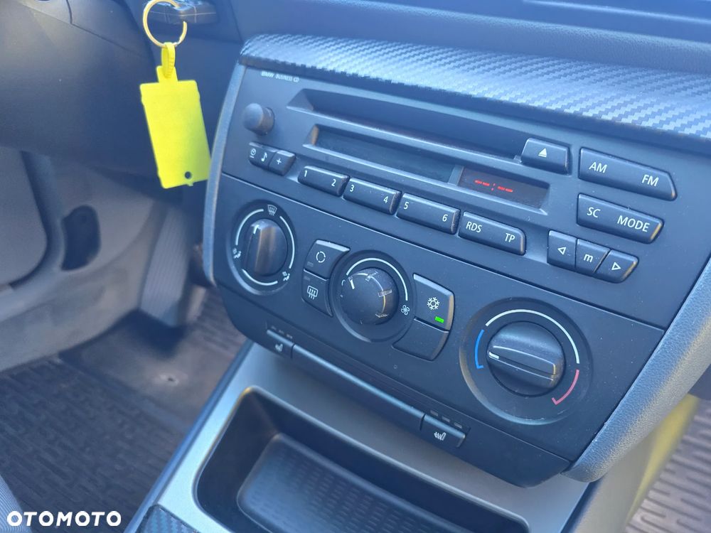 BMW Seria 1 - 19