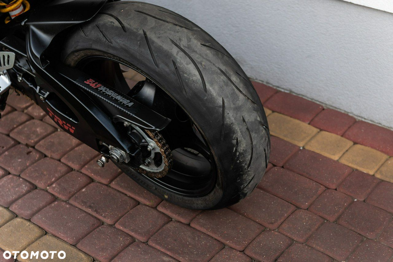 Suzuki GSX-R - 8