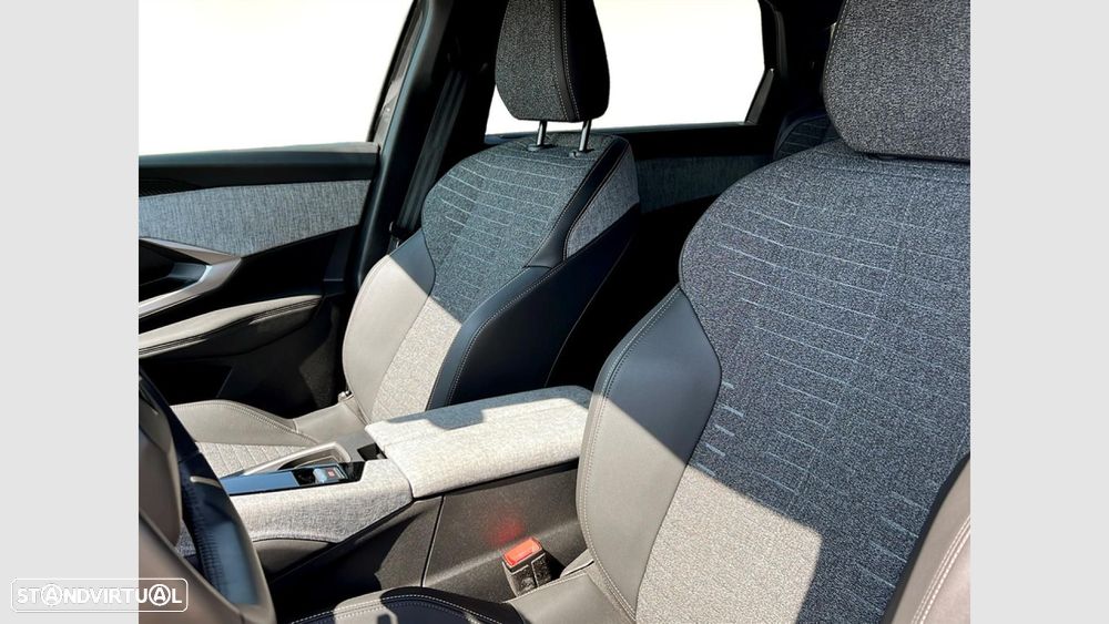 Peugeot 5008 1.2 Hybrid Allure Pack e-DCS6 - 13