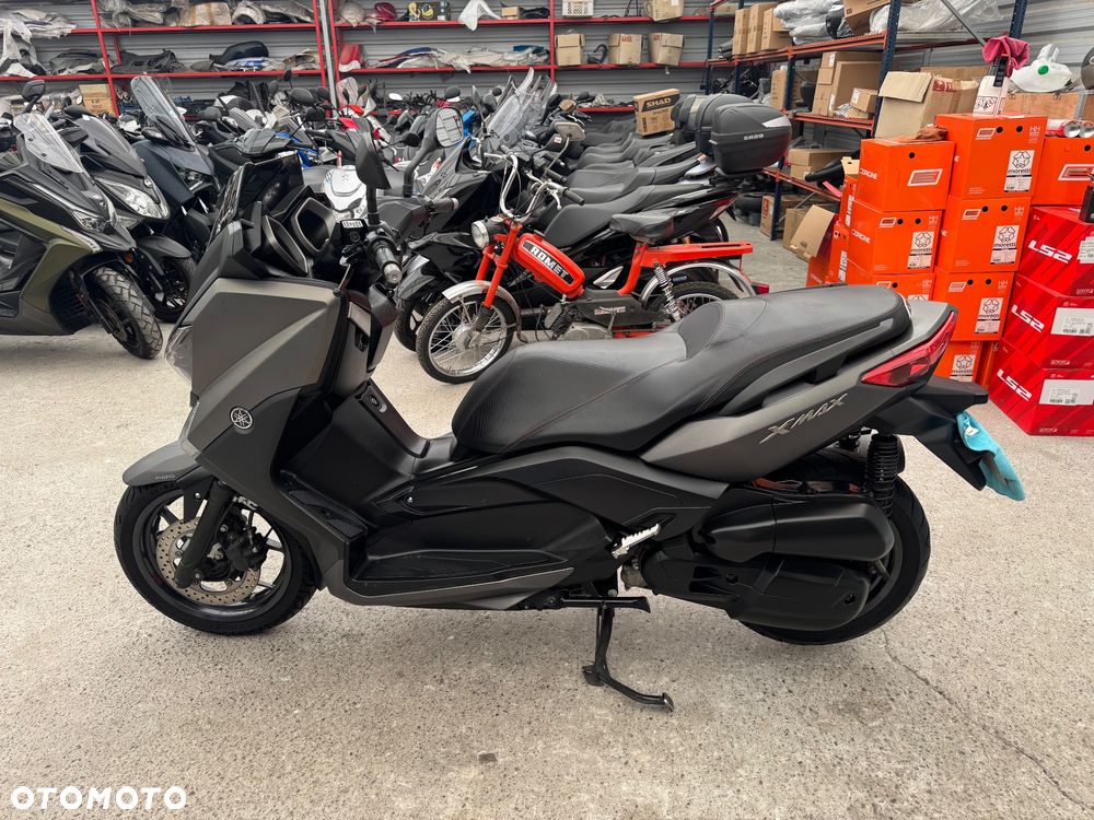 Yamaha X-max - 4