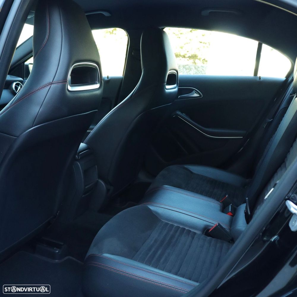 Mercedes-Benz A 200 CDI AMG Line - 24
