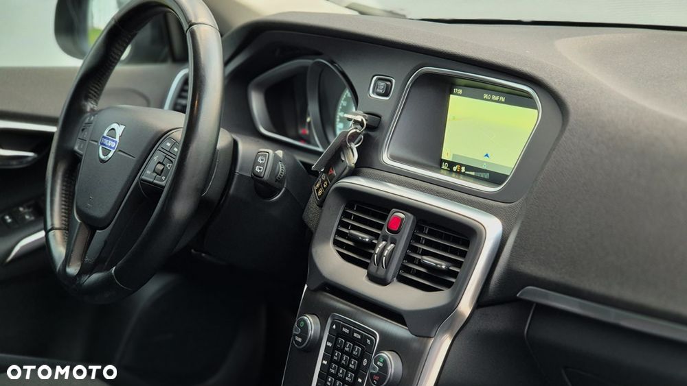Volvo V40 T3 Momentum - 15