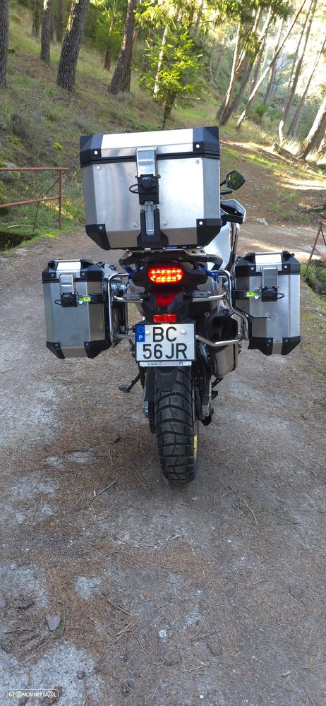 Honda Africa Twin Adventure DCT - 18