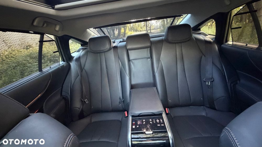 Toyota Mirai Luxury - 15