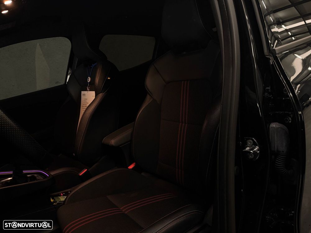 Renault Clio 1.0 TCe RS Line - 17