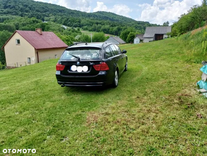 BMW Seria 3 318d - 3