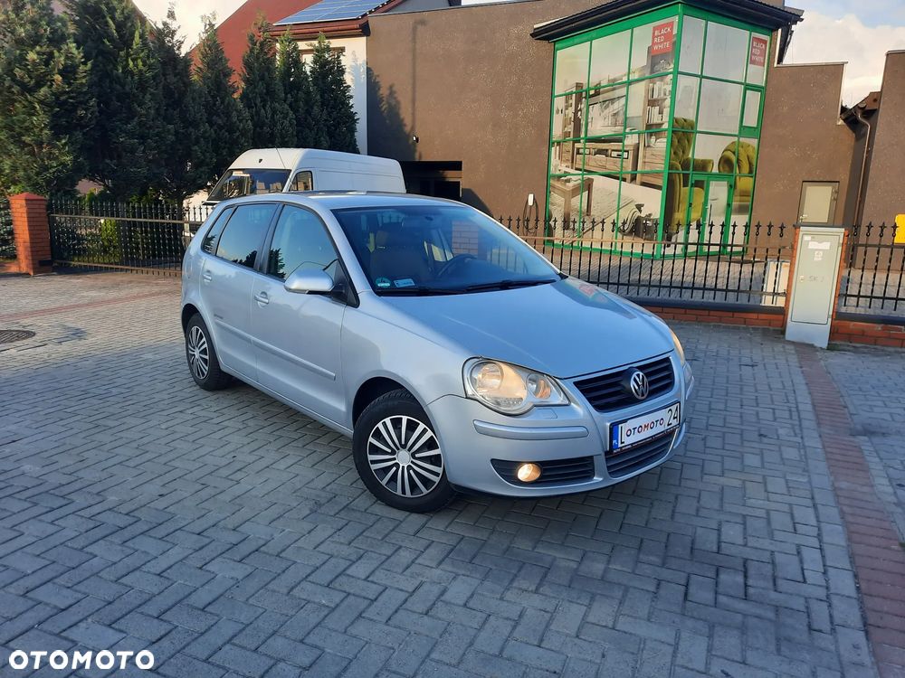 Volkswagen Polo 1.4 16V Comfortline - 5