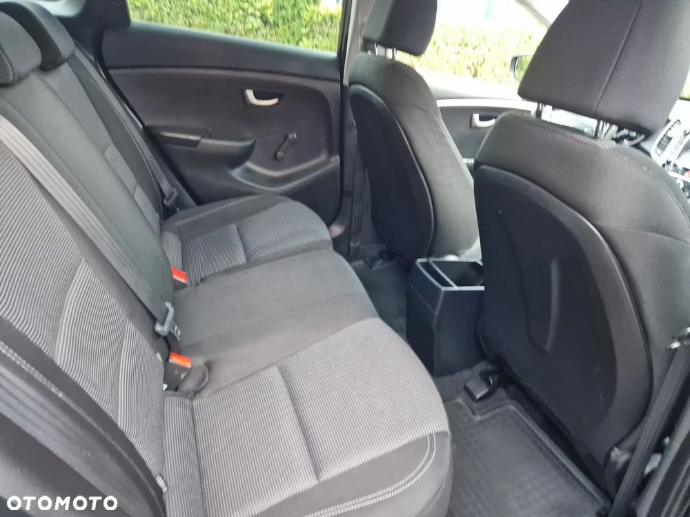 Hyundai i30 - 37