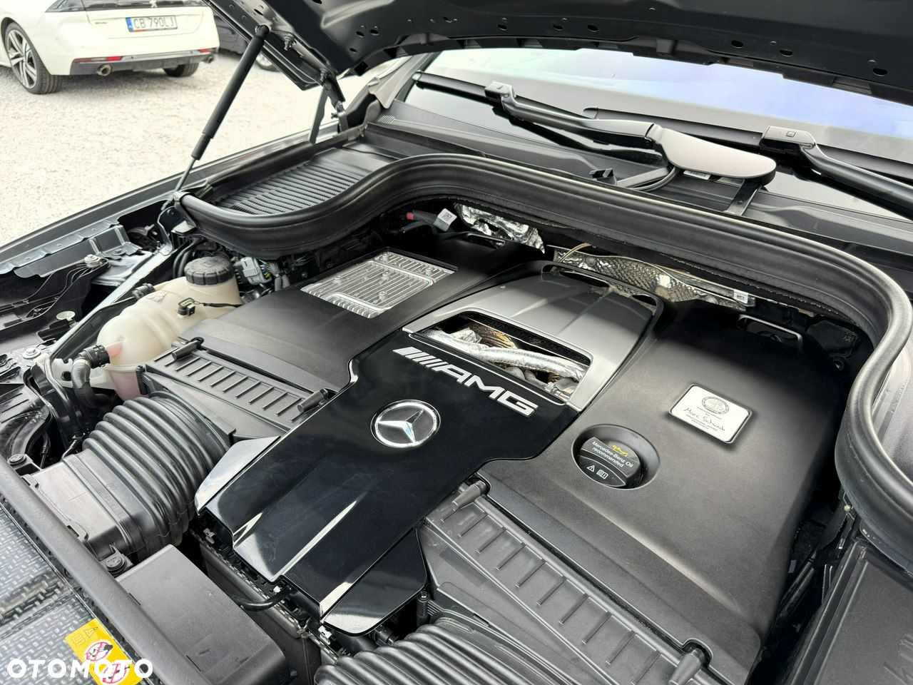 Mercedes-Benz GLE - 32