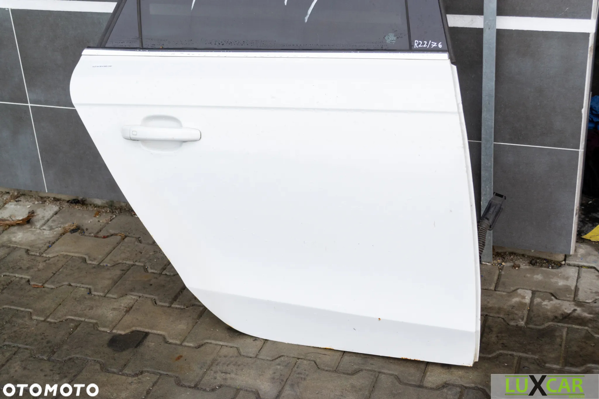 AUDI A4 B8 KOMBI DRZWI PRAWE TYŁ KOLOR LY9C GORLICE - 2