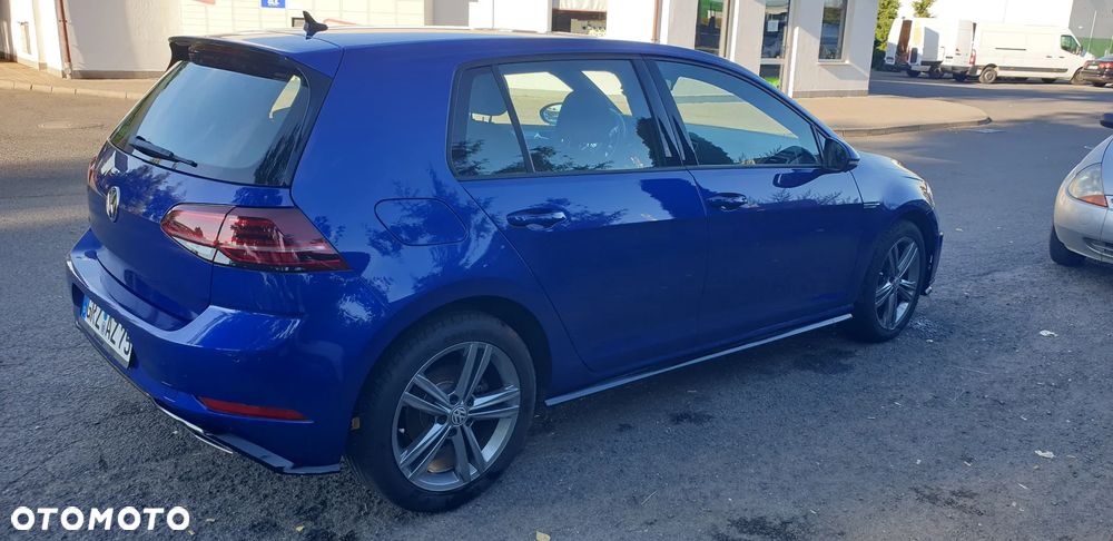 Volkswagen Golf 1.5 TSI OPF R-Line - 4